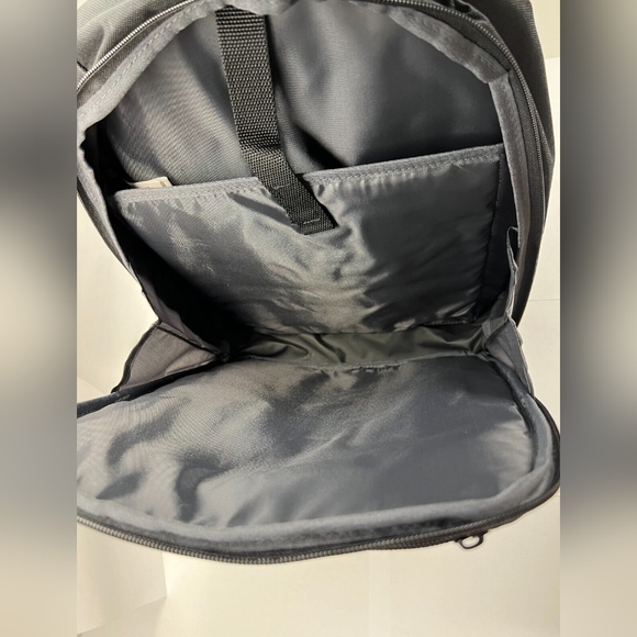 😺HP Essentials Laptop Carry Case Backpack in Black - Picture 14 of 16